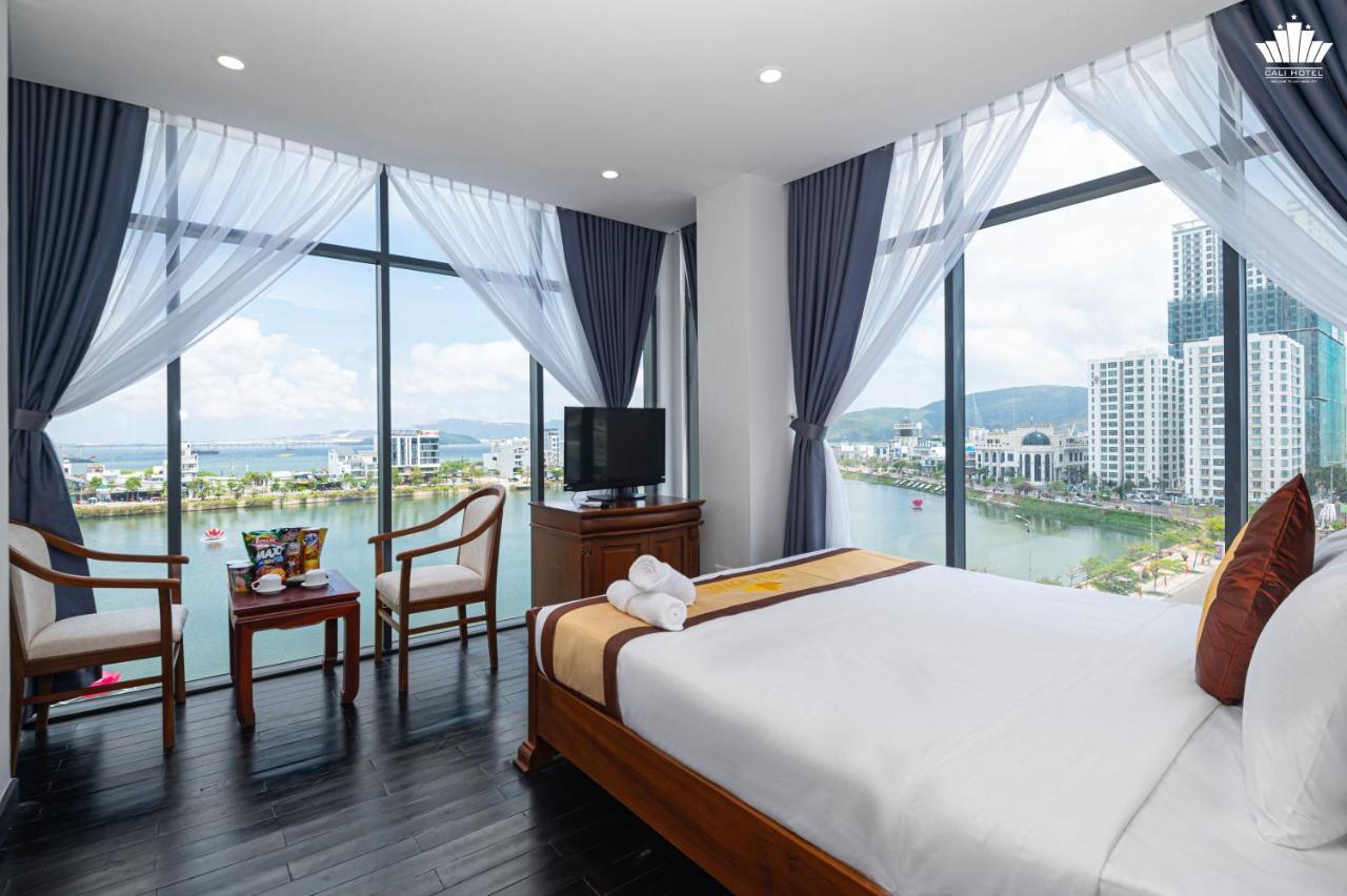 Cali Hotel Quy Nhon Buitenkant foto