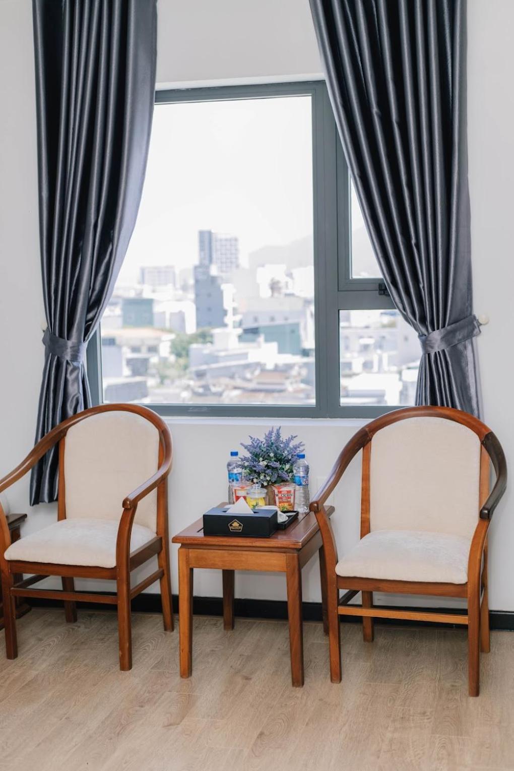Cali Hotel Quy Nhon Buitenkant foto
