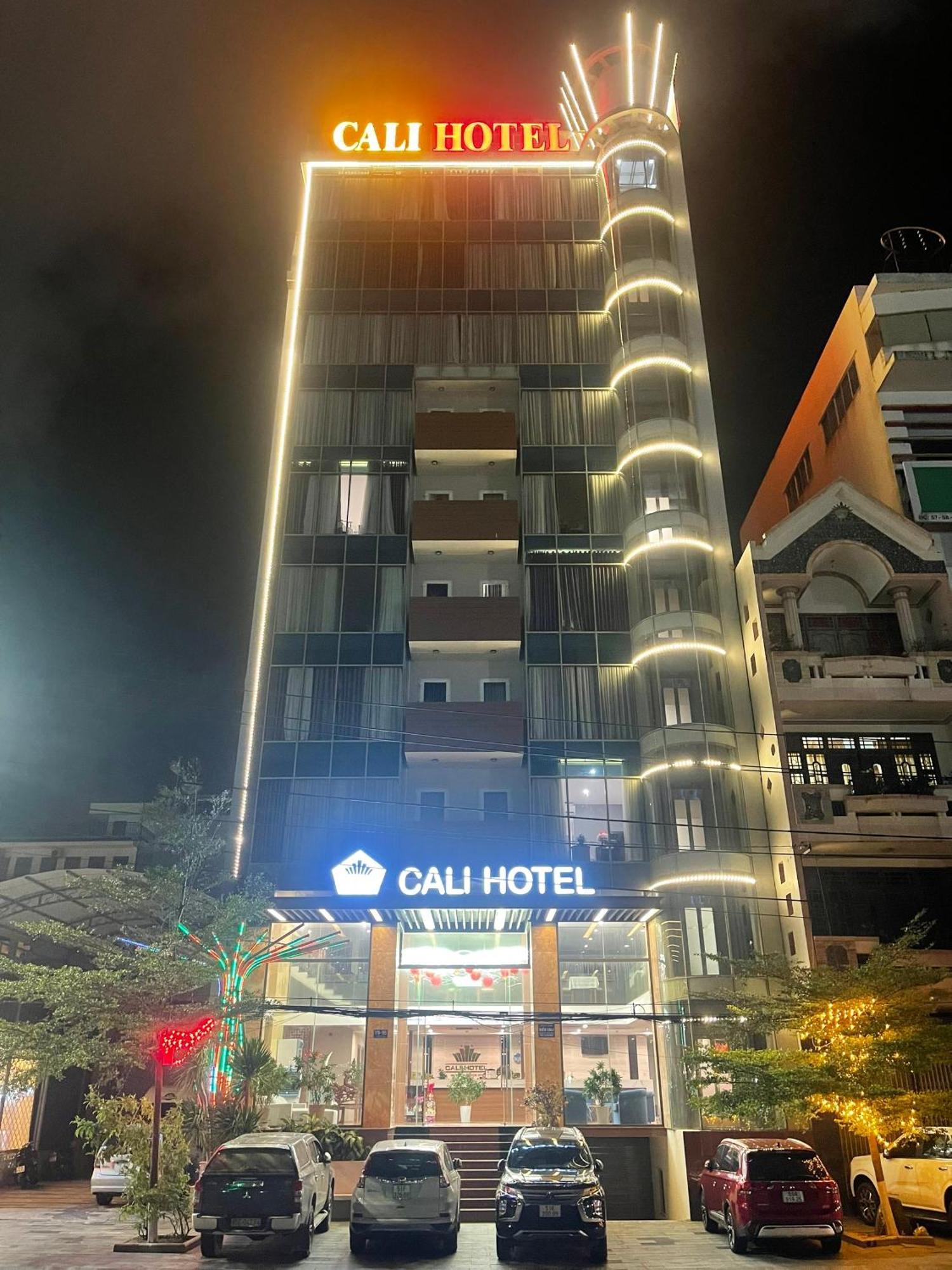 Cali Hotel Quy Nhon Buitenkant foto