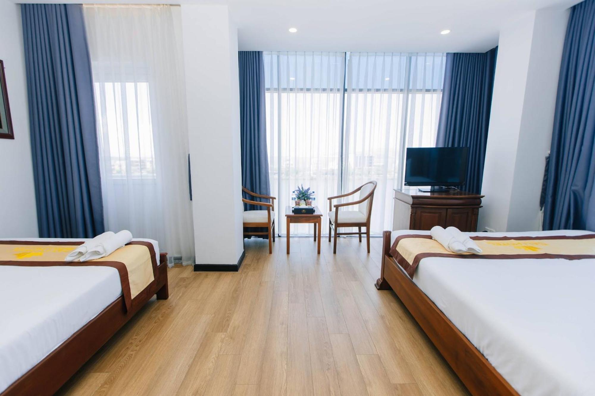 Cali Hotel Quy Nhon Buitenkant foto